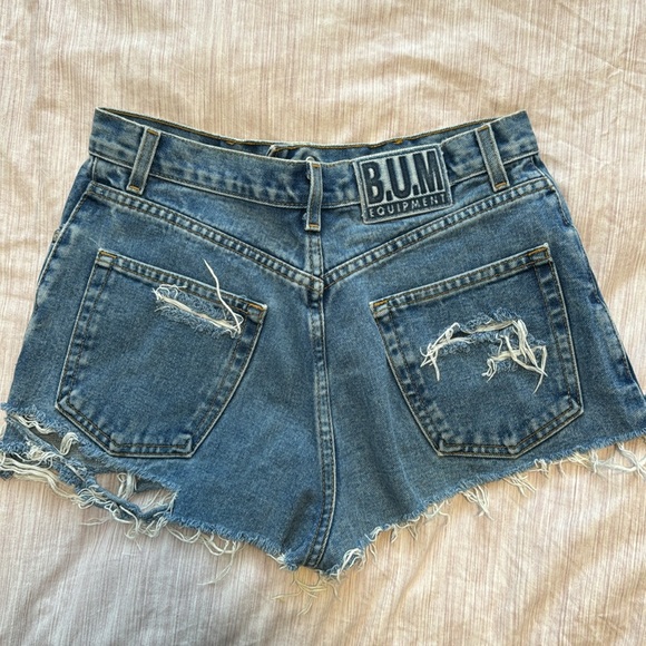 Vintage BUM Equipment Distressed Shorts - Picture 2 of 5